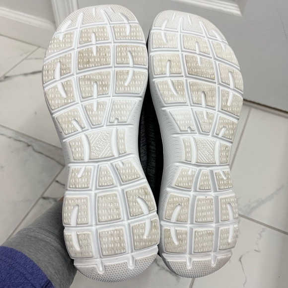 Skechers Slip Ins Hands Free Sneakers Womens 11 Black Grey Summits Shoes - Picture 7 of 7